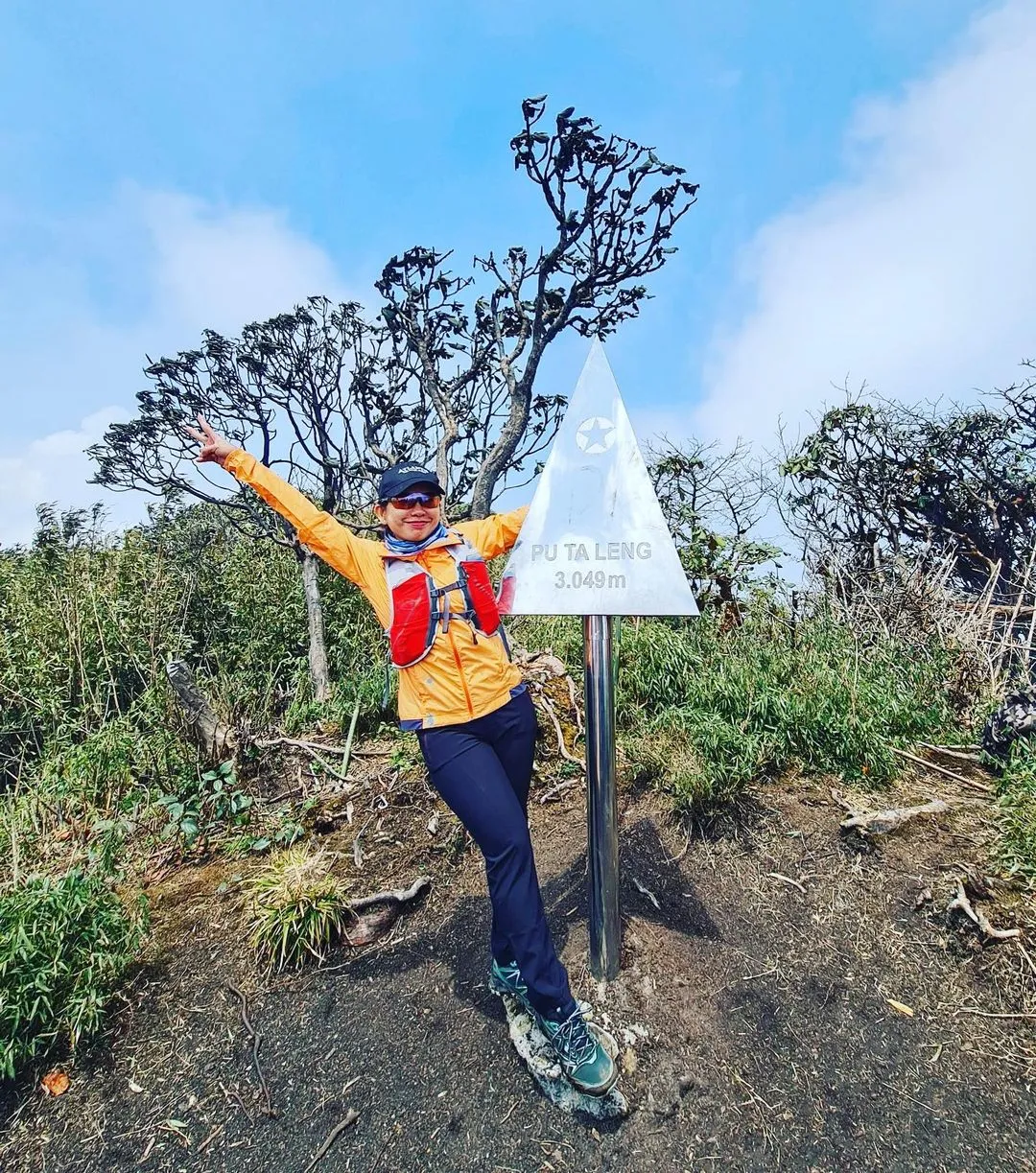 Majestic natural scenery on the Pu Ta Leng trekking route, an ideal cloud hunting destination in the rhododendron flower season.