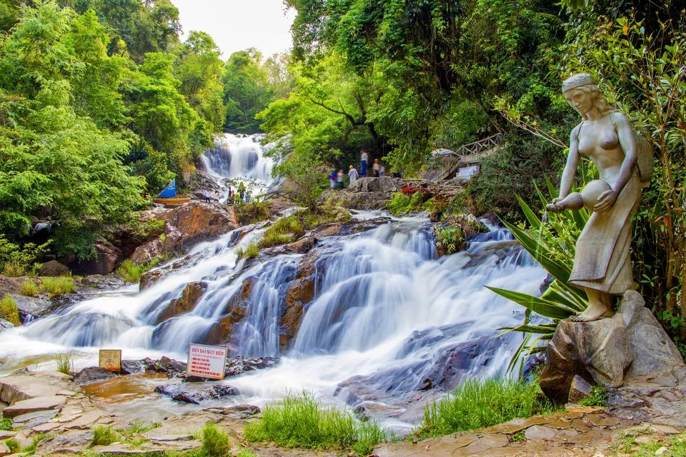 Peaceful natural scenery at Datanla Waterfall