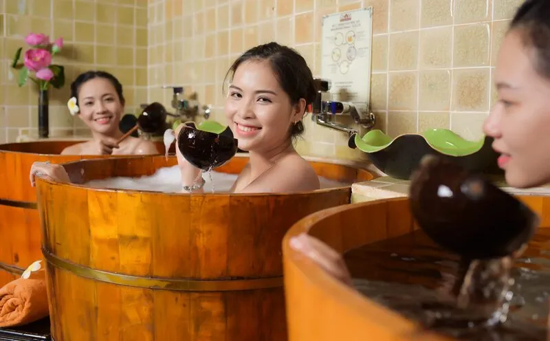 Kinh nghiệm tắm lá Dao Đỏ