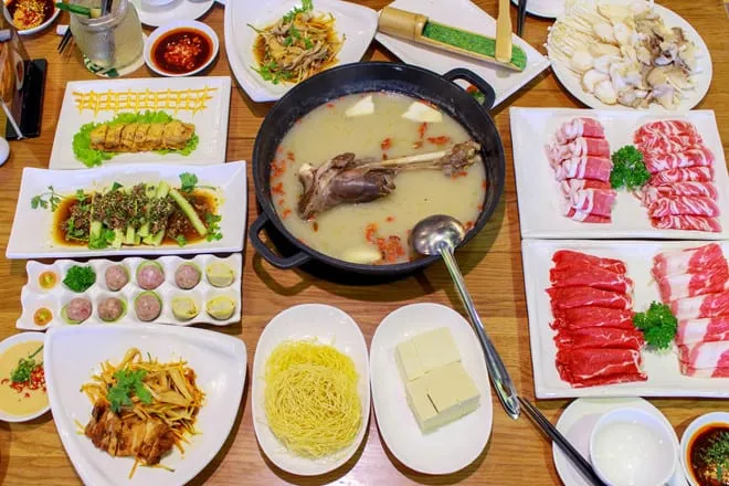 Lẩu Ba Con Cừu - Nhà hàng lẩu đặc trưng hương vị Mông Cổ