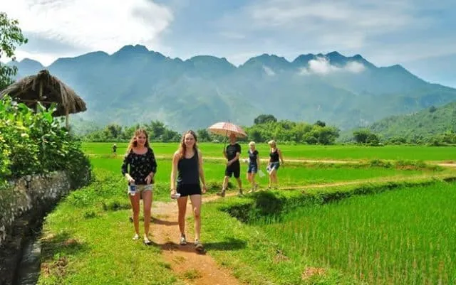 Mai Châu - Nơi thu hút đông đảo du khách trong và ngoài nước