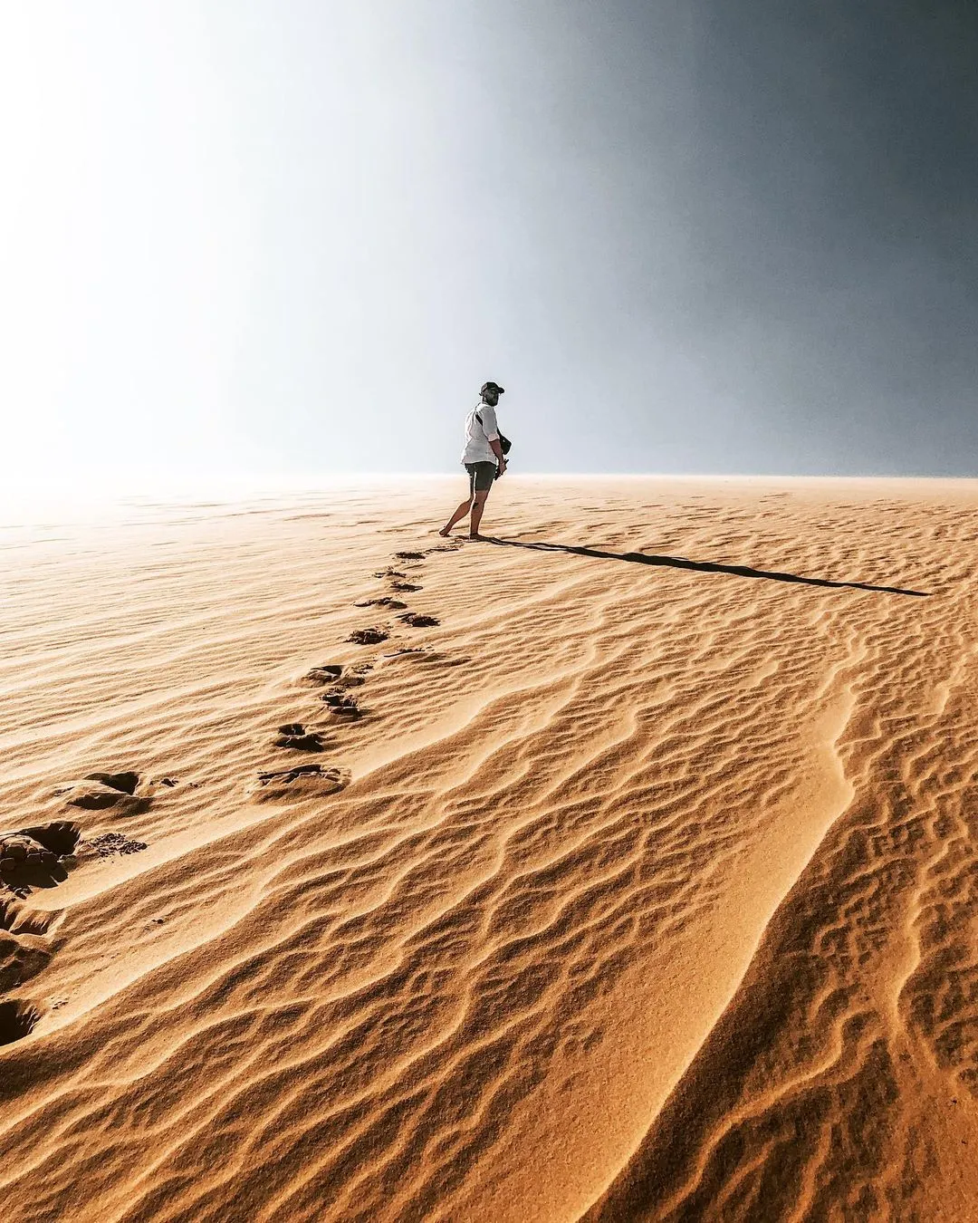 Every day, the Flying Sand Dunes (Red Sand Dunes) have a different shape!
