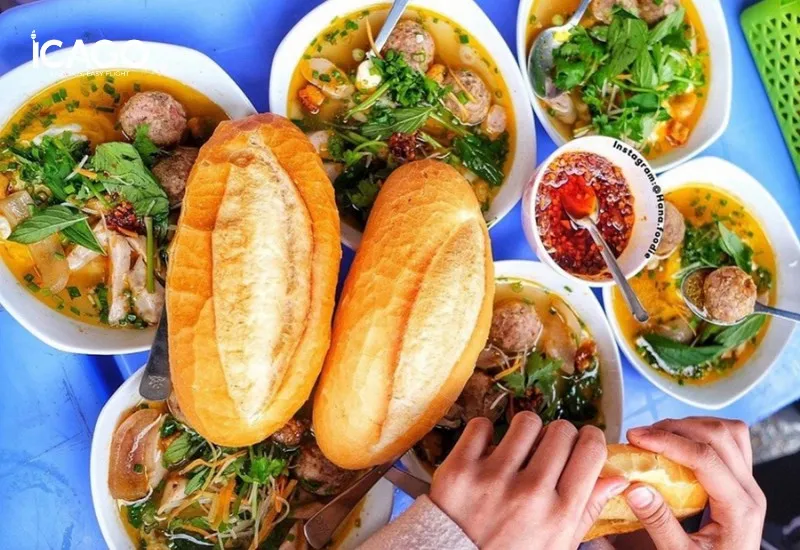 Famous Banh mi Xiu Mai in Dalat