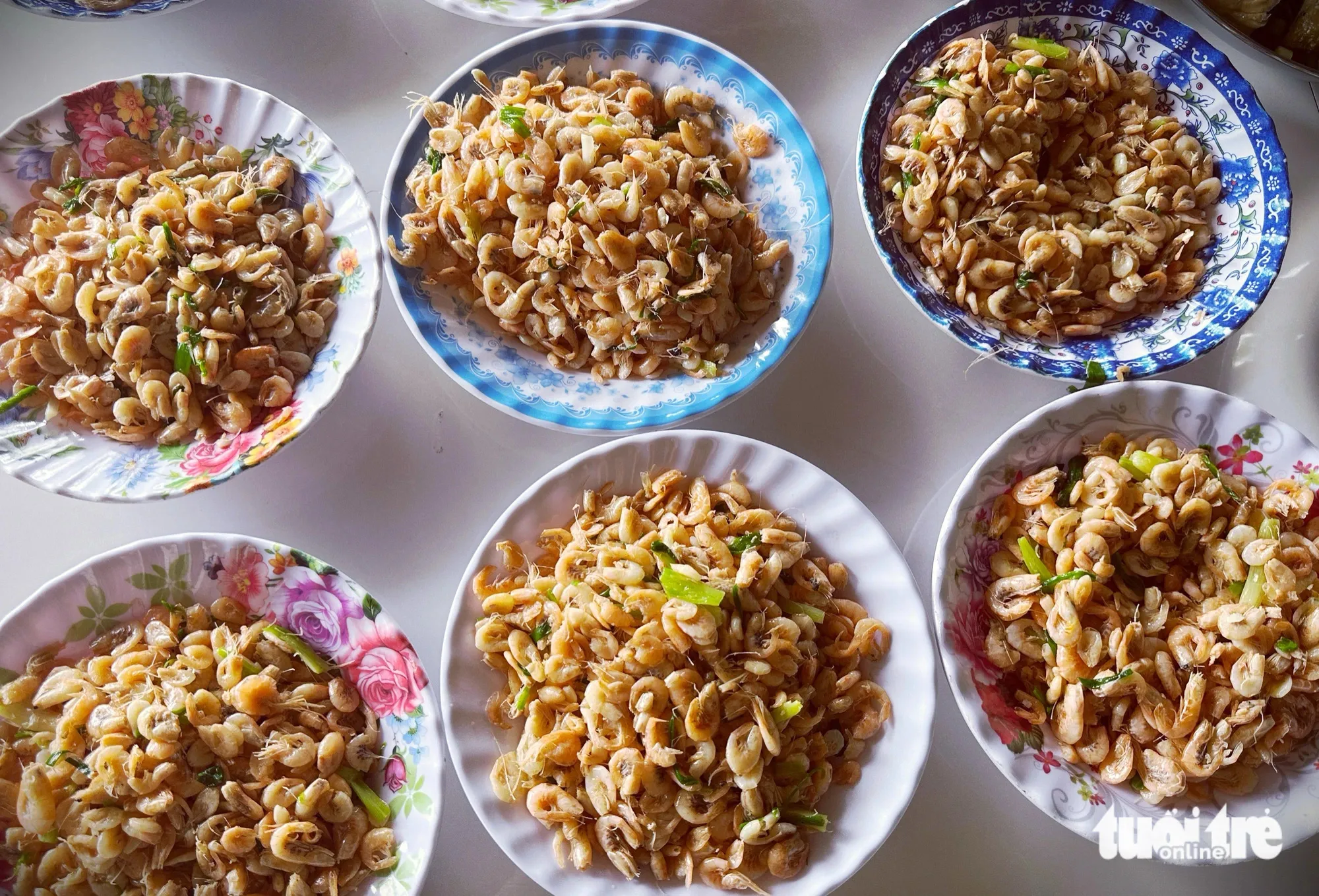 Stir-fried shrimp