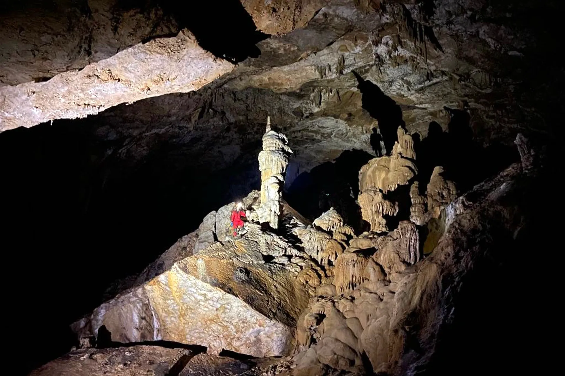 A cave with a unique structure, creating a vivid and impressive natural scene
