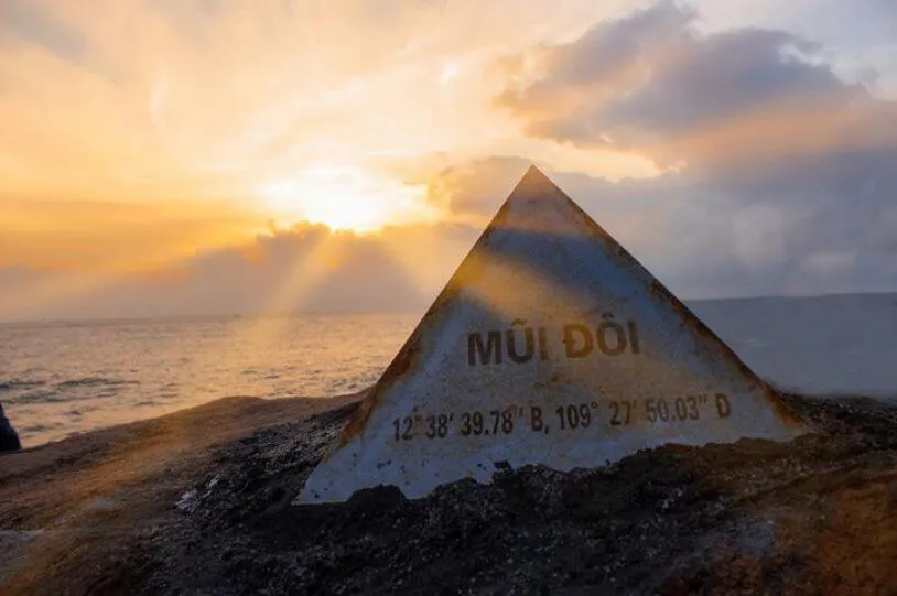 Mui Doi, the easternmost point of Vietnam.