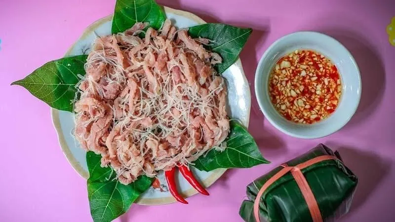 nem chua yên mạc đặc sản nên mua về làm quà khi du lịch tràng an ninh bình