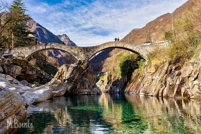 Ngôi làng bằng đá tại vùng núi Thụy Sĩ 2