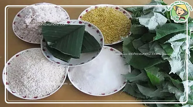 Nguyên liệu bánh ít Bình Định gồm lá gai, gừng, bột nếp, đậu xanh, dừa bào, đường, muối, dầu ăn, lá chuối