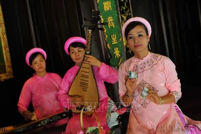 Hue Royal Court Music (Nha Nhac) - a type of academic music, a symbol of official court music officially recognized by UNESCO and honored as an Intangible Cultural Heritage in the heart of the peaceful ancient capital. Photo: Minh Duc/VNA