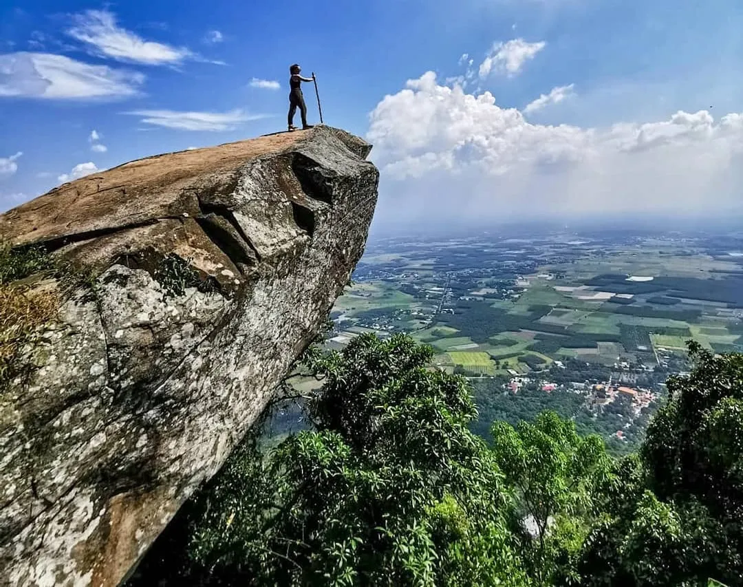 Núi Bà Đen Tây Ninh, điểm leo núi nổi tiếng