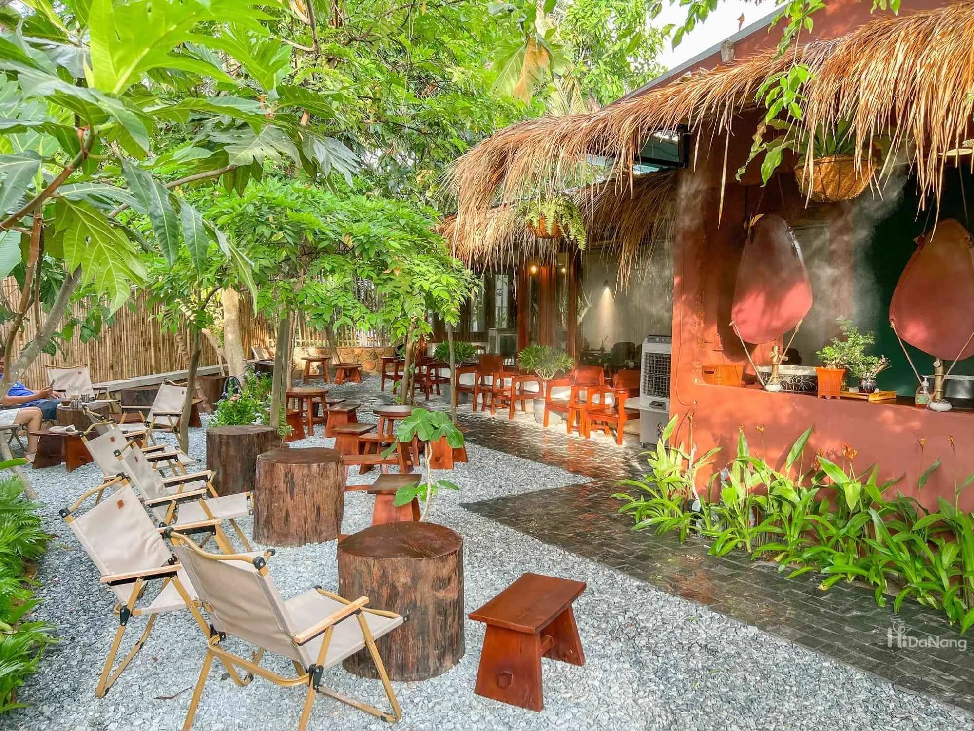 Phê Coffee - The Garden với sự kết hợp độc đáo giữa tự nhiên và hiện đại