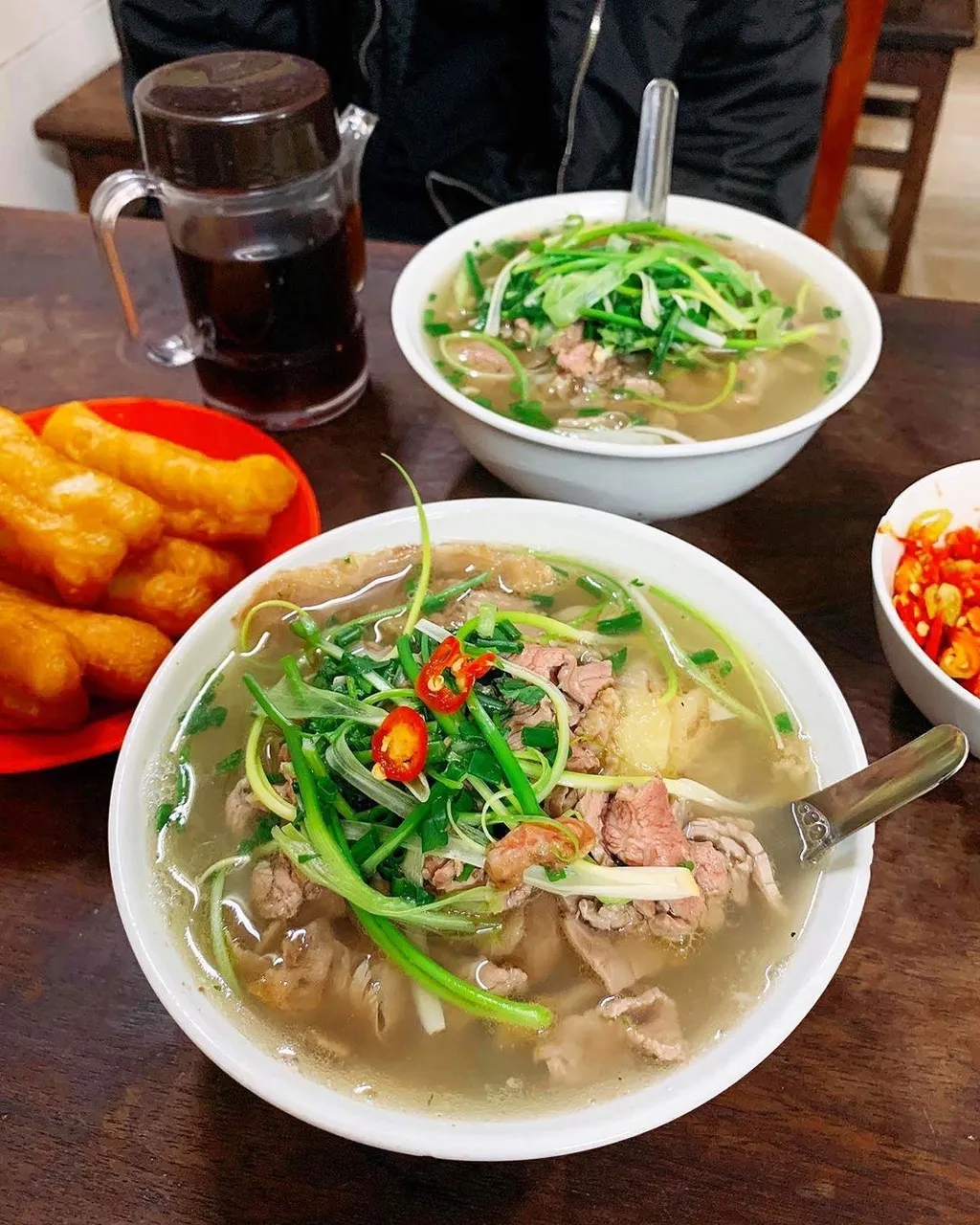 Pho Bo Lam Hang Vai, famous for the best beef tenderloin pho in Hanoi.