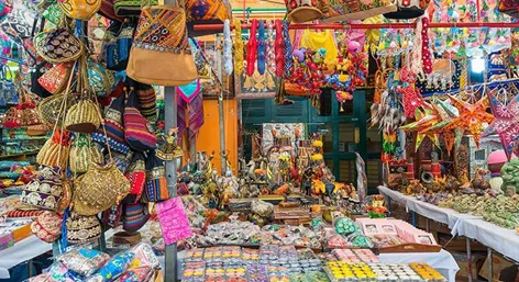 Diverse souvenirs in Nha Trang