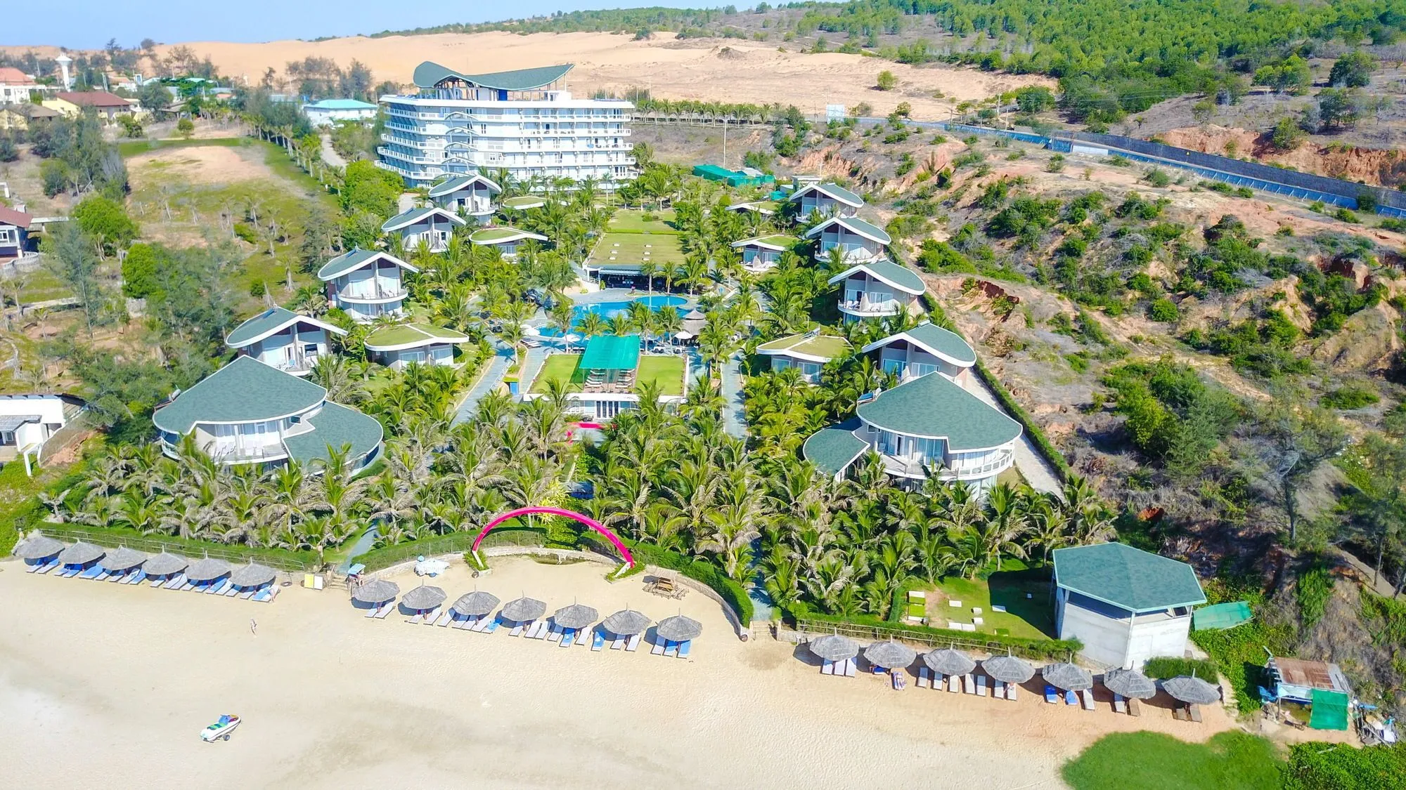 Sandunes Beach Resort &amp; Spa Mũi Né - Khu nghỉ dưỡng sang trọng và tiện nghi