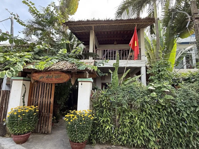 Small Little Family Homestay Hội An