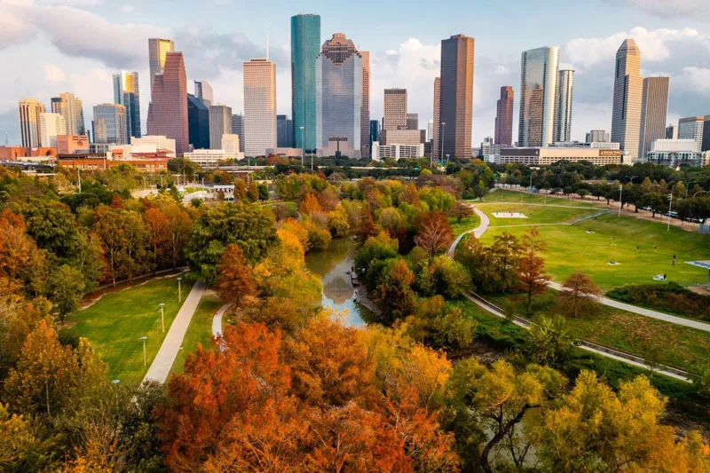 Houston city is also a destination you cannot miss when traveling to Texas.