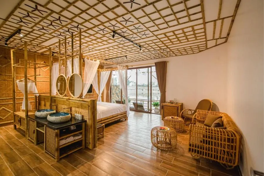 Thiết kế bàn ghế độc đáo tại Memorina Ninh Bình Farmstay mang đậm dấu ấn riêng