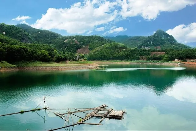 Thung Nai - Phong cảnh sông núi hữu tình