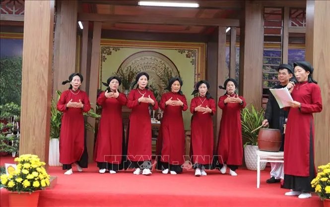 Xoan singing performance of Phu Ninh district, Phu Tho province. Photo: Ta Toan/VNA