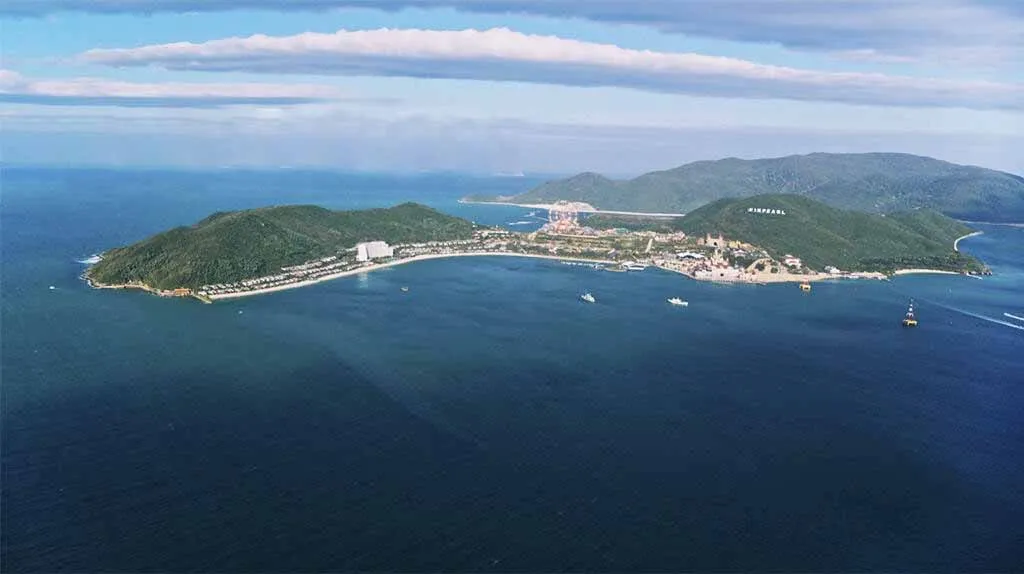 Toàn cảnh đảo Hòn Tre Nha Trang nhìn từ trên cao