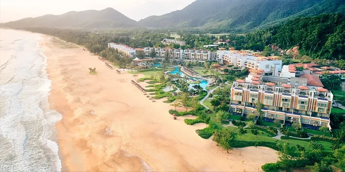 Toàn cảnh khu nghỉ dưỡng Laguna Lăng Cô