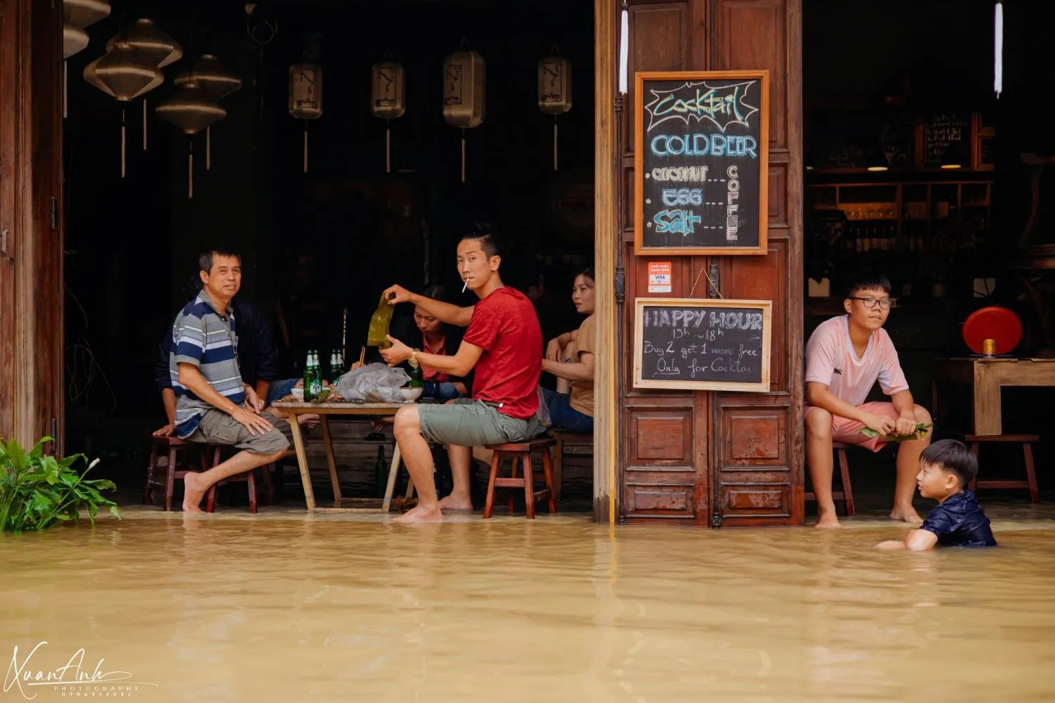 Drinking coffee while soaking feet in water - a novel experience for young people