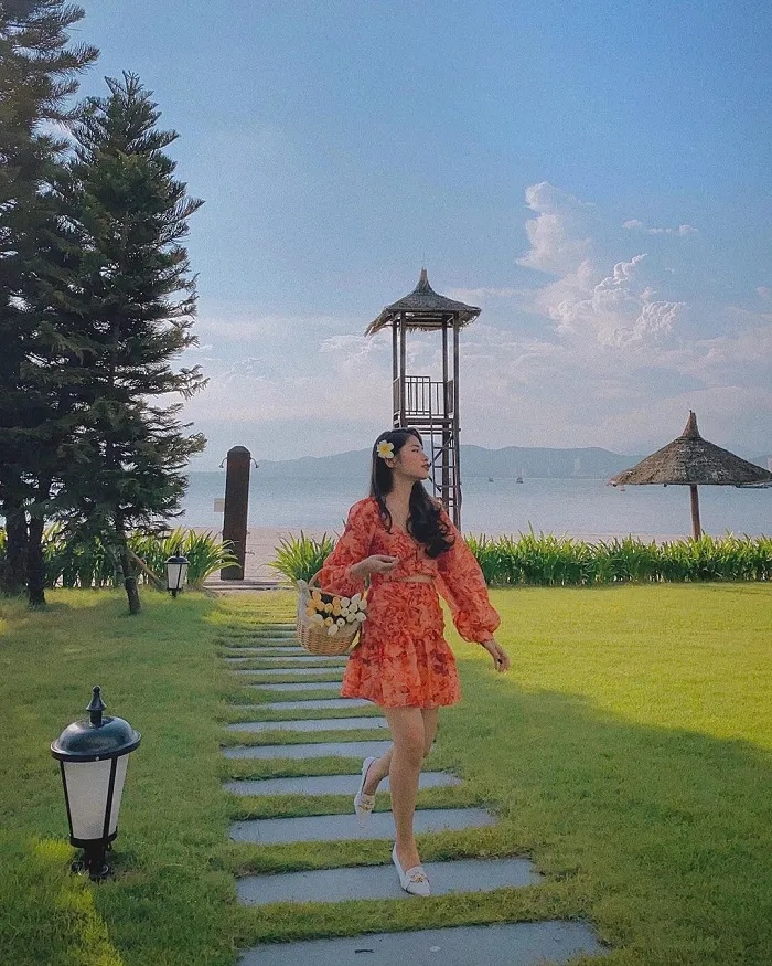 Vinpearl Resort &amp; Spa Ha Long nhìn từ xa