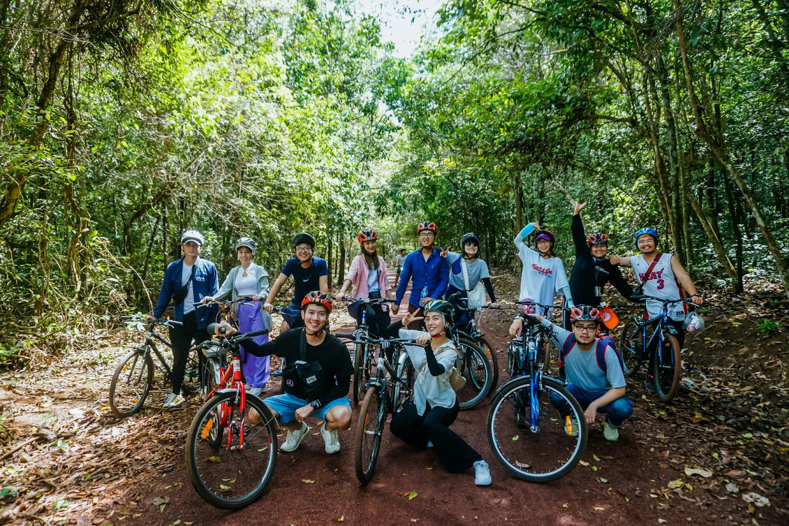 Ma Da War Zone D National Park is an ideal destination for young people who love backpacking